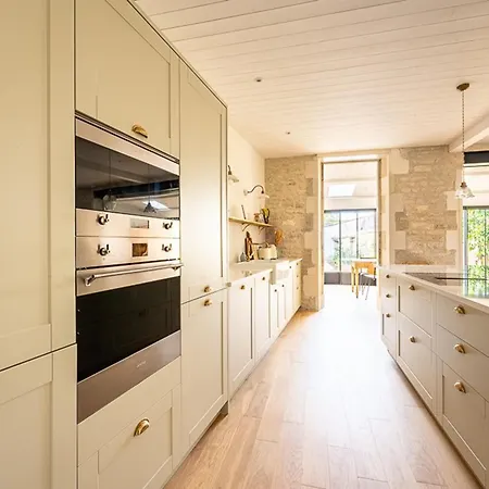 Maison De Charme A La Flotte, 6 Personnes, Renovee Avec Terrasse - Fr-1-835-35 別荘