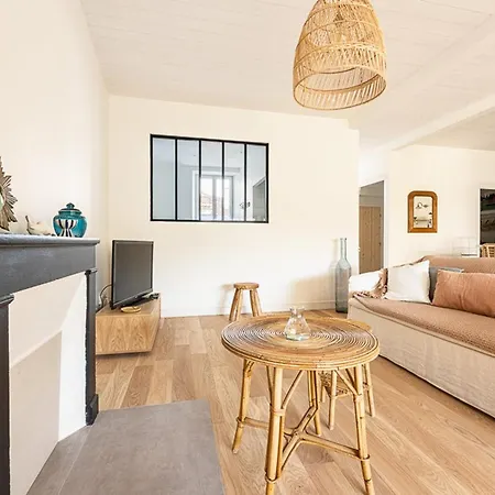 Maison De Charme A La Flotte, 6 Personnes, Renovee Avec Terrasse - Fr-1-835-35 Prázdninový dům La Flotte
