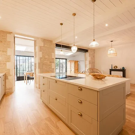 Feriehus Maison De Charme A La Flotte, 6 Personnes, Renovee Avec Terrasse - Fr-1-835-35 La Flotte