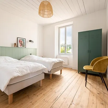 Maison De Charme A La Flotte, 6 Personnes, Renovee Avec Terrasse - Fr-1-835-35 *